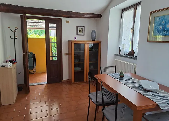 Mansardhouse Zona Bellagio Apartman Magreglio